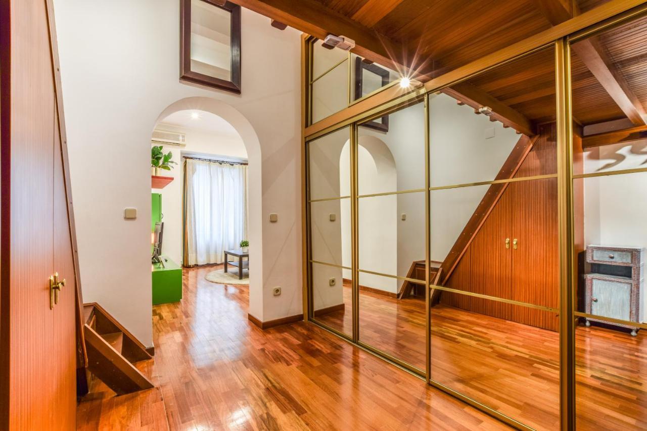 Apartamento Puente De Segovia Apartment Мадрид Екстериор снимка