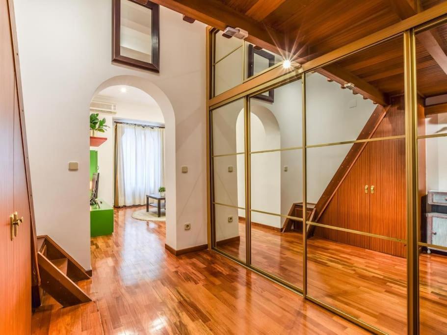 Apartamento Puente De Segovia Apartment Мадрид Екстериор снимка